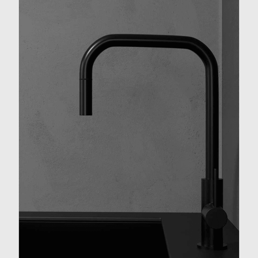 Primy Scandtap Steel Accent Square køkkenarmatur - shadow – Bad&Design