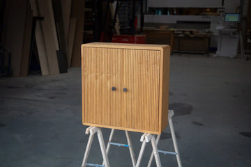 Skjødt Snedkeri Snedkermøbler Vægskab 01 by Skjødt Snedkeri  - 60x60x20 cm